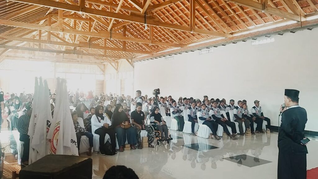 Ratusan Relawan Ganjar Blora kompak dukung Ganjar Pranowo - Mahfud MD (Foto Syaiful Annaz/JATENG Updates)
