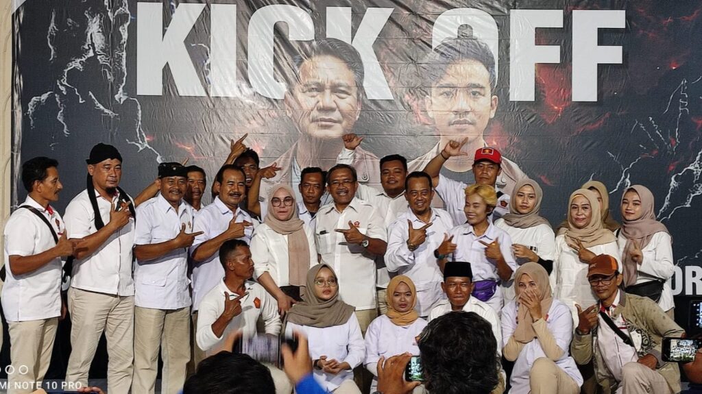 Kader Gerindra Blora deklarasi Prabowo - Gibran menang satu putaran (Foto Muntiyas Sylfani)